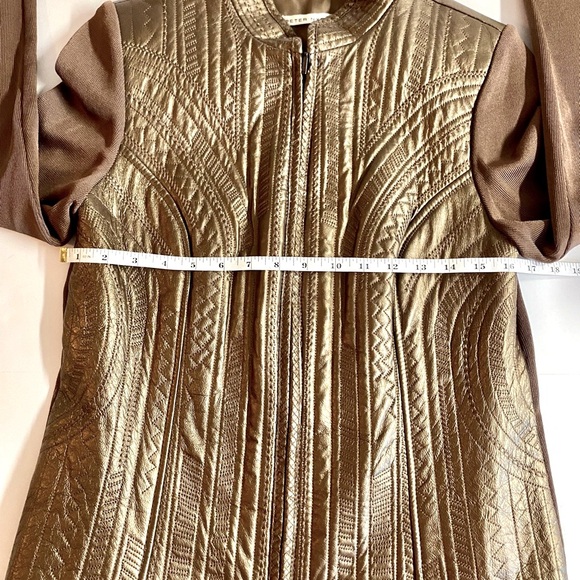 Leather Vintage Peter Nygard Metallic Brown jacket with rayon/nylon sleeves. S - Picture 3 of 9